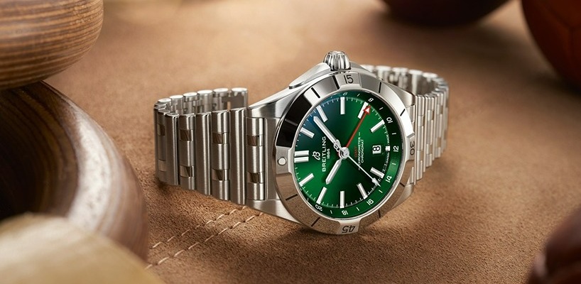 Breitling Chronomat Automatic GMT 40 Watch Review